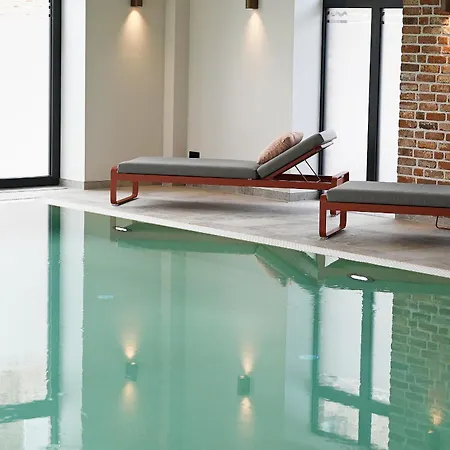 Binnendiek Haus 6 4 *